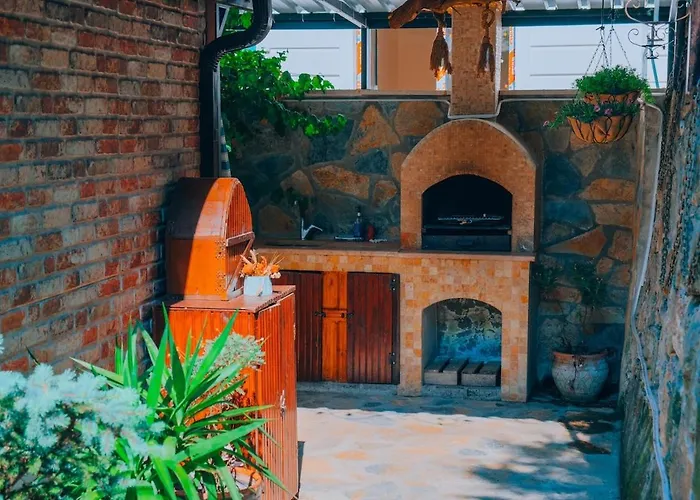 Sen 2 ヴィラ サパンジャ